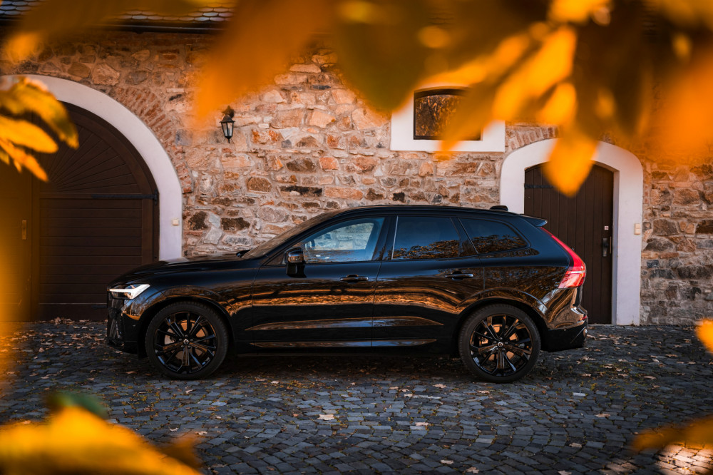 Volvo XC60 B5 AWD Black Edition